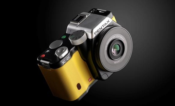 pentax-k-01-compact-system-camera-1.jpg