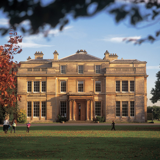 Who said Scunthorpe can't do romantic? Normanby Hall could hold its own against the Lake District on any chocolate box \ North Lincolnshire Council 